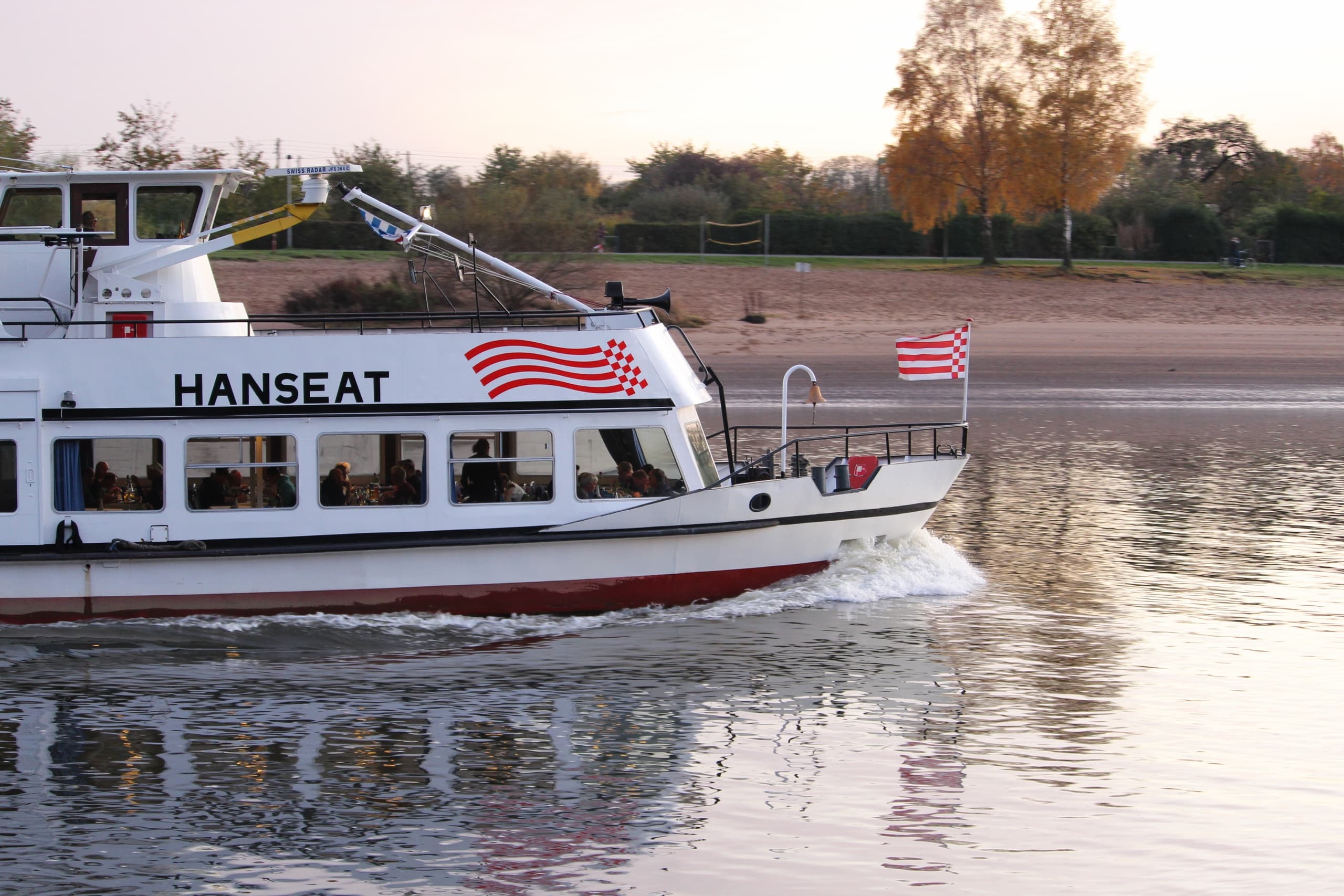 Water Transport & Scenic Rides with Hal Över in Oldenburg