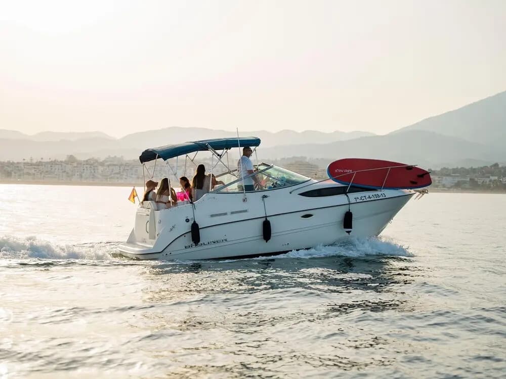 High-Speed Comfort: Cruise Marbella’s Coast on Mathxi & Almas