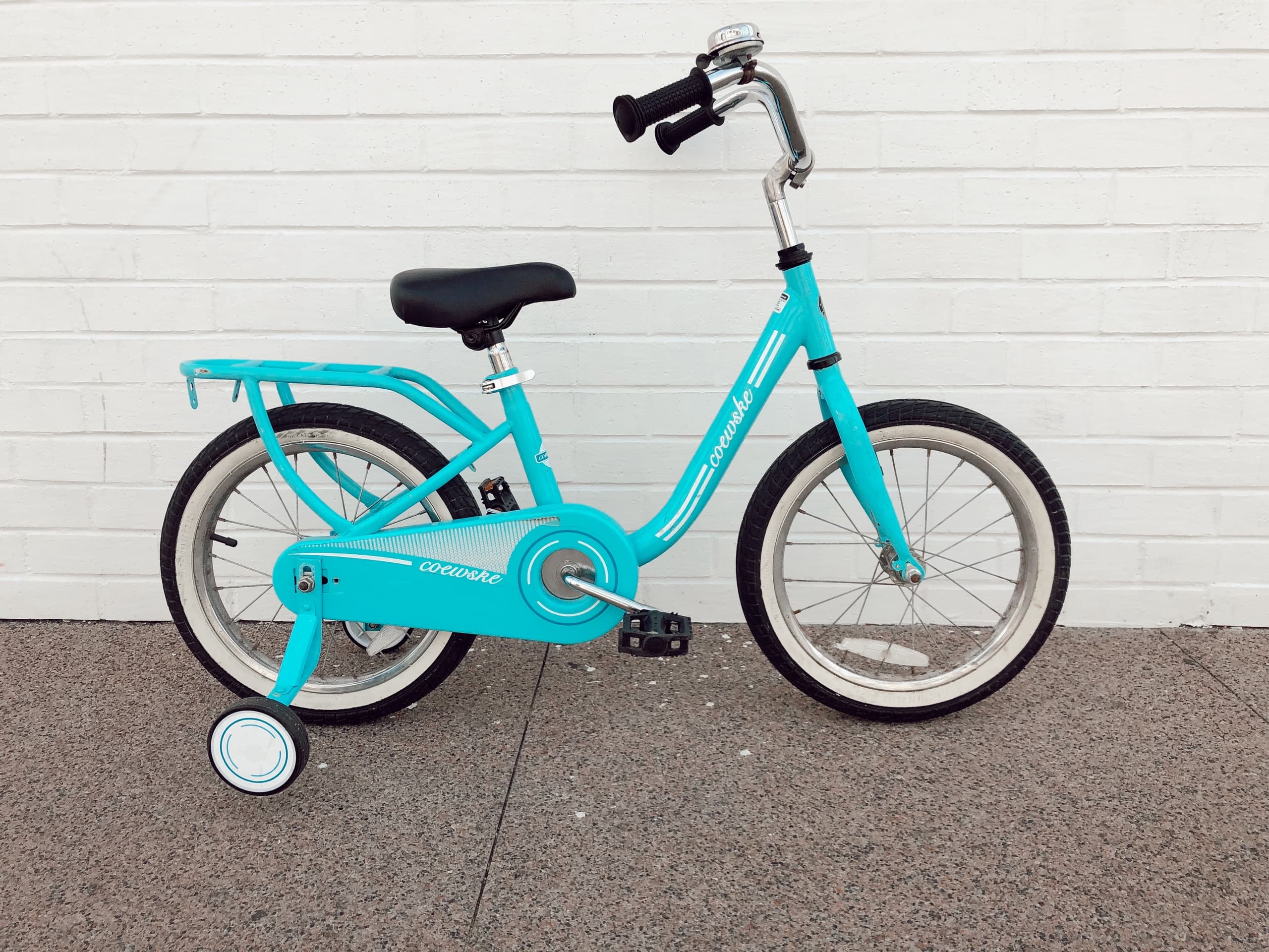 Explore Newport Beach on a Child 16-Inch Beach Cruiser: Family-Friendly Cycling Adventure