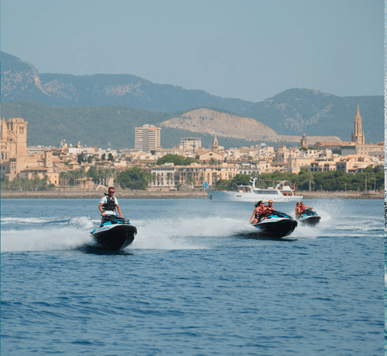 Jet Ski Arenal: 25-Min High-Speed Coast Tour in Magaluf, Mallorca photo 3