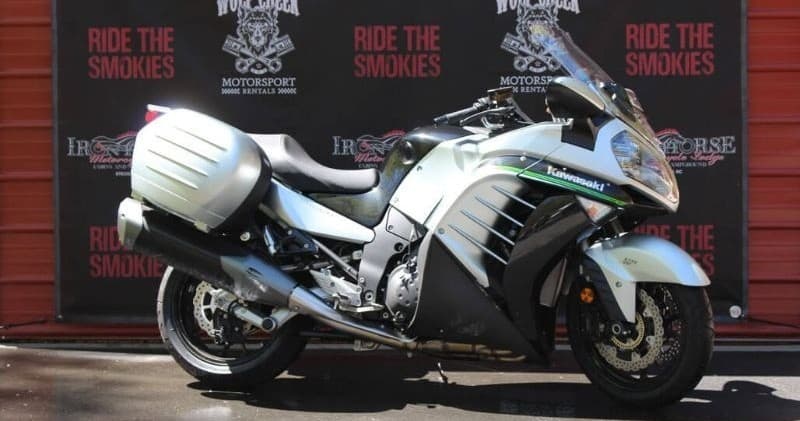 Motorcycle & Road Trip Adventure at Wolf Creek Rentals