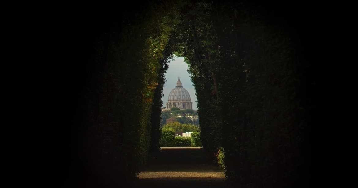 Historic Walking Tour of the Vatican in Rome