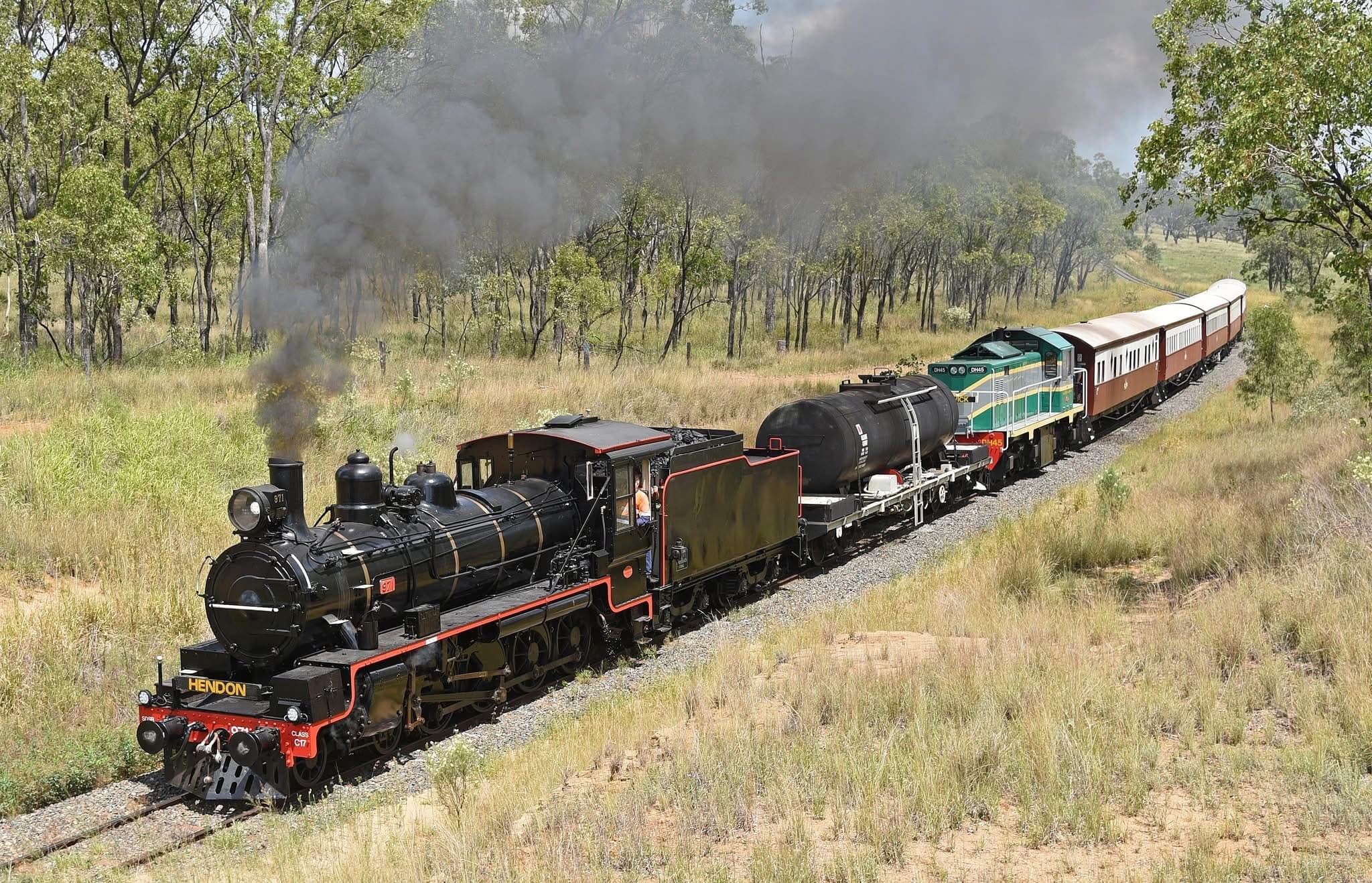 Heritage Ride Through the Granite Belt: Warwick to Stanthorpe Day Trip