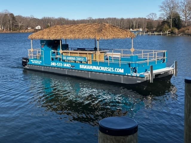 Water Activities & Big Kahuna Cruises in Cuckold Creek