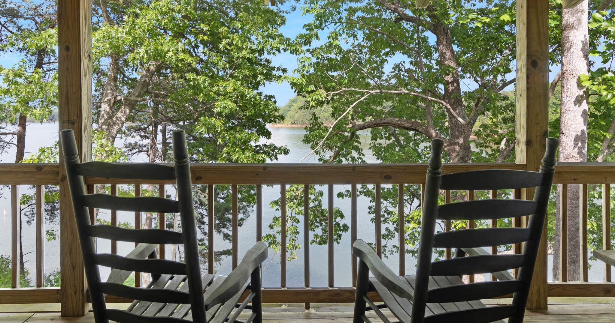 Family Lake Cabin Retreat at Carters Lake Marina and Resort