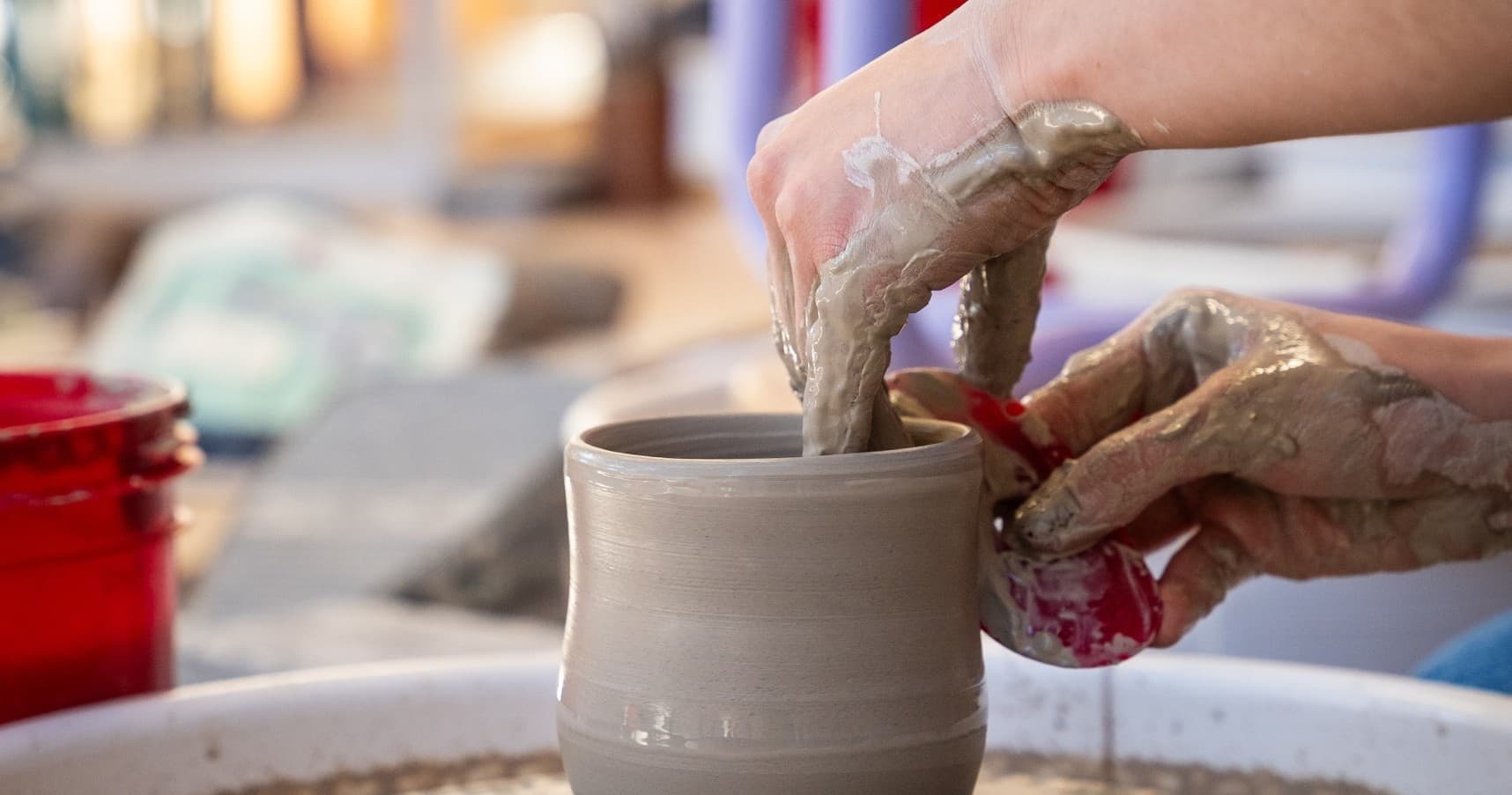Wheelthrowing 101 in South Philadelphia: Black Hound Clay Studio South Beginner Pottery Class