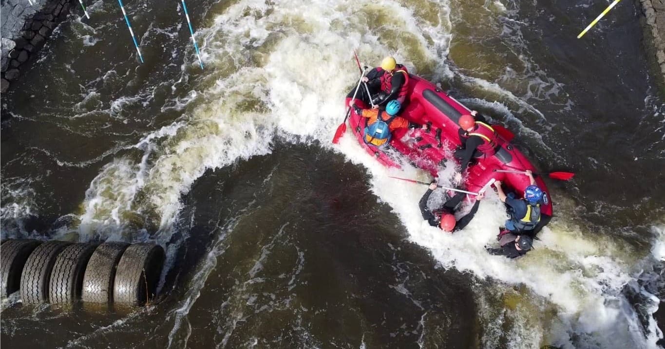 Extreme Rafting in Veltrusy: Prague Whitewater Slalom and the Washing Machine
