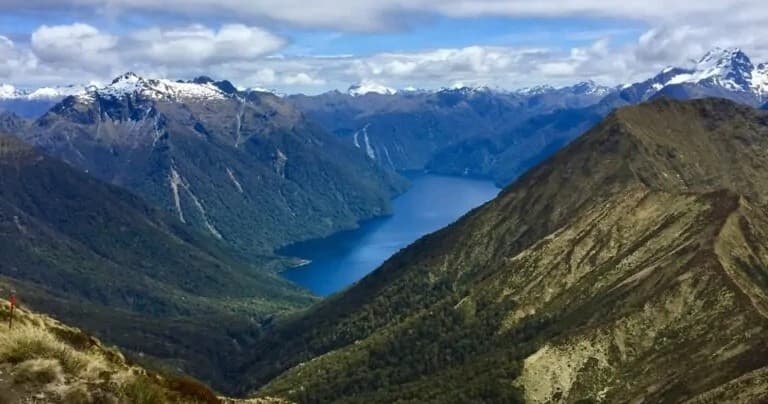 Southern Lakes Explorer: Scenic Fiordland Helicopter Tour over Te Anau and Manapouri