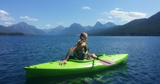 Paddle Through Peace at Homosassa Springs: Kayak Rentals for All Ages