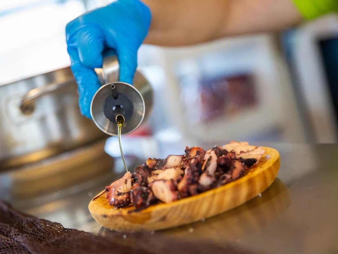 Pulpo at Portonovo: A 90‑Minute Rías Baixas Seafood Cruise & Tasting