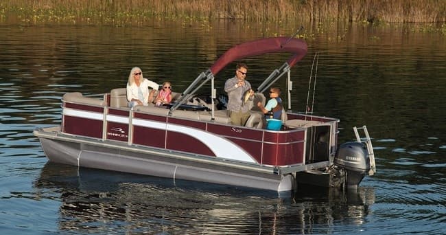 Water Activities at Cove Ridge Marina on Watauga Lake