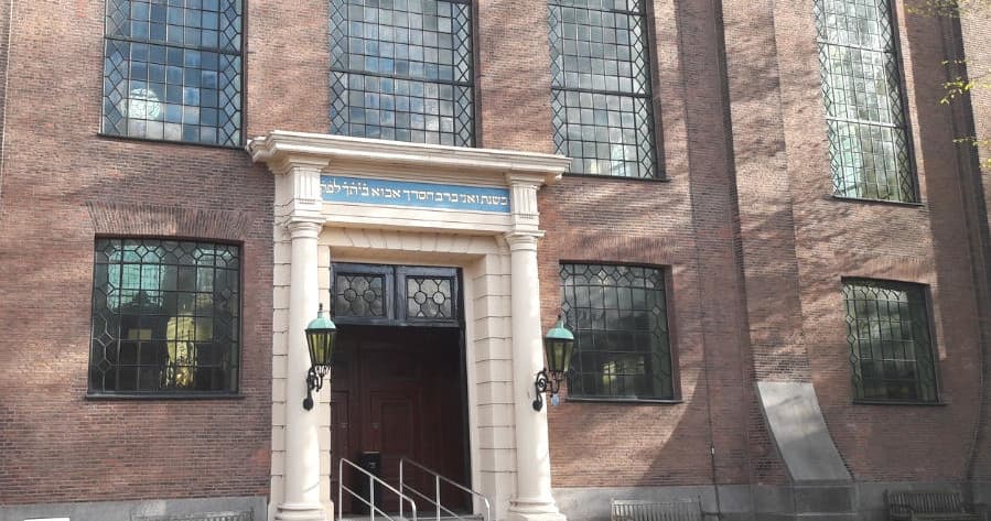 Cultural Walking Tour of Amsterdam's Jewish Heritage