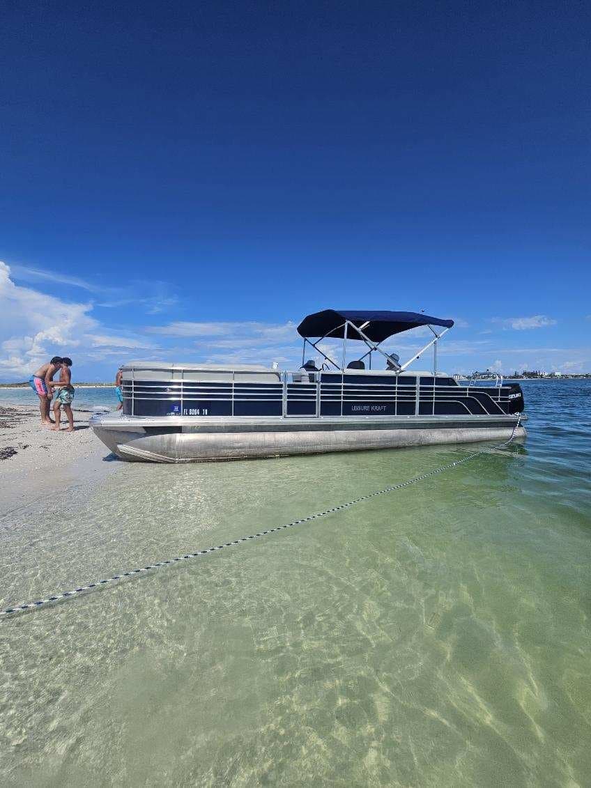 Pontoon Boat Cruise at Levique Tours and Rentals in Madeira Beach