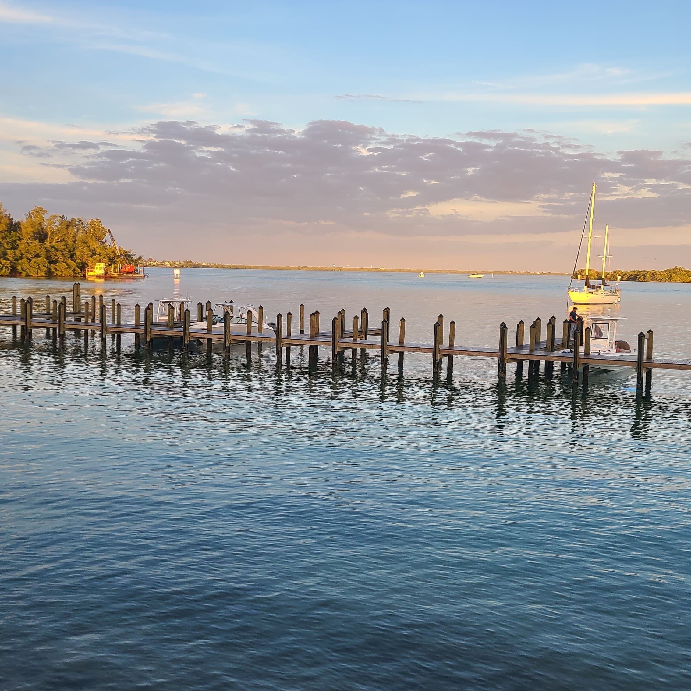 Sarasota Waterway Dining with Gulf Water Tours’ Dock Hop Cruise
