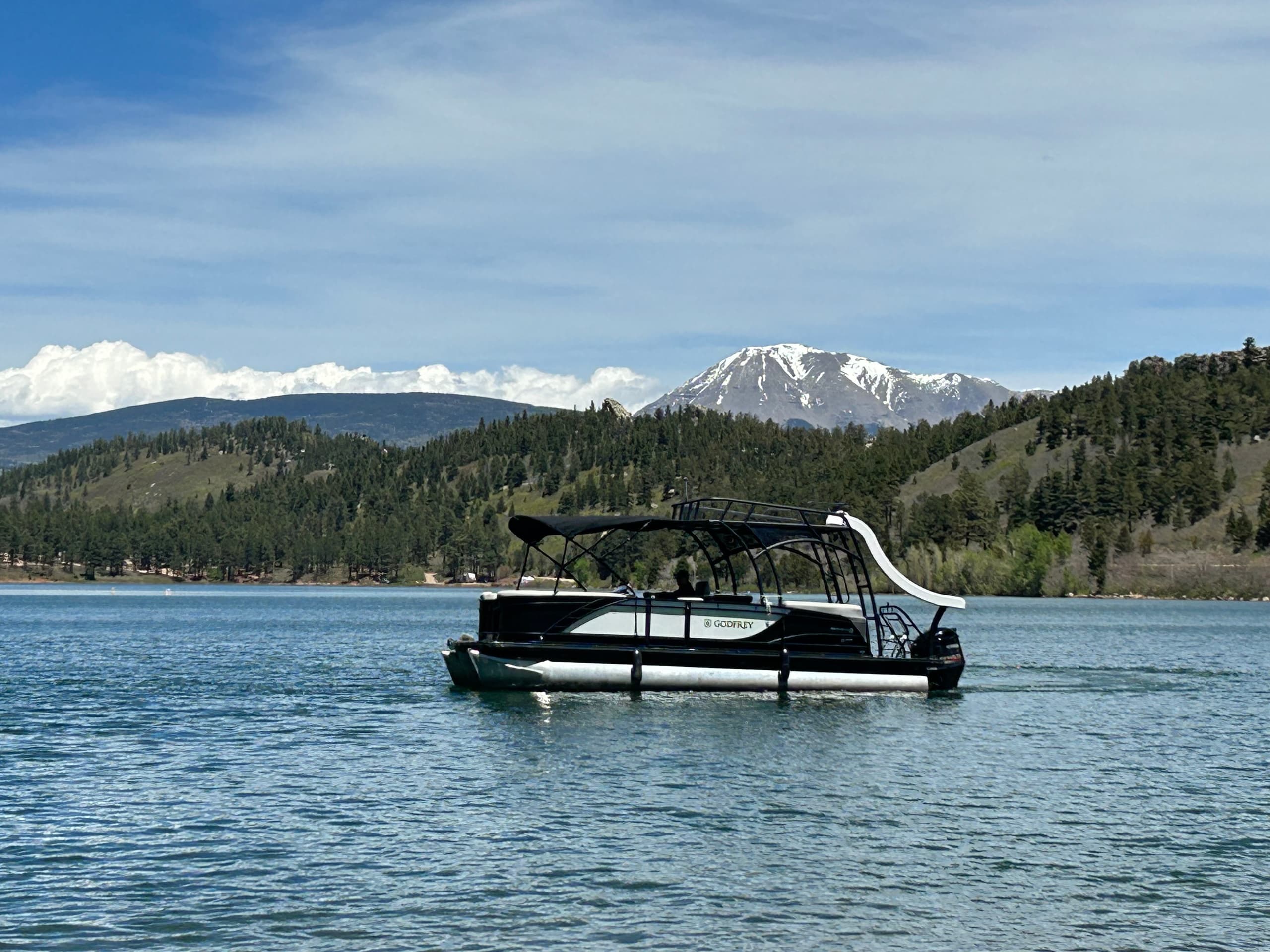 Seventeen Passenger Pontoon Rental in Weston, Colorado
