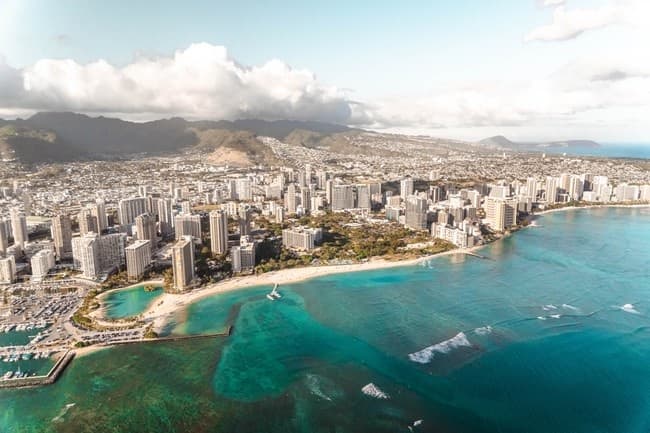 18-Minute Shared Helicopter Tour in Honolulu, Hawaii