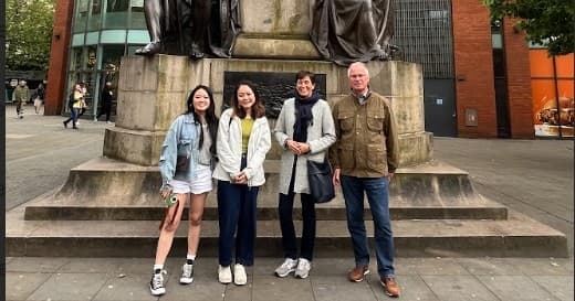 City Tour & Urban Walks with Walking Tours in the UK in Manchester photo 1