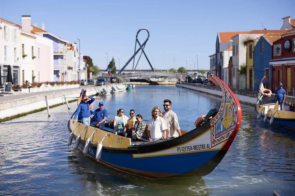 Water Activities: Aveiro Moliceiro Canal Cruise Adventure