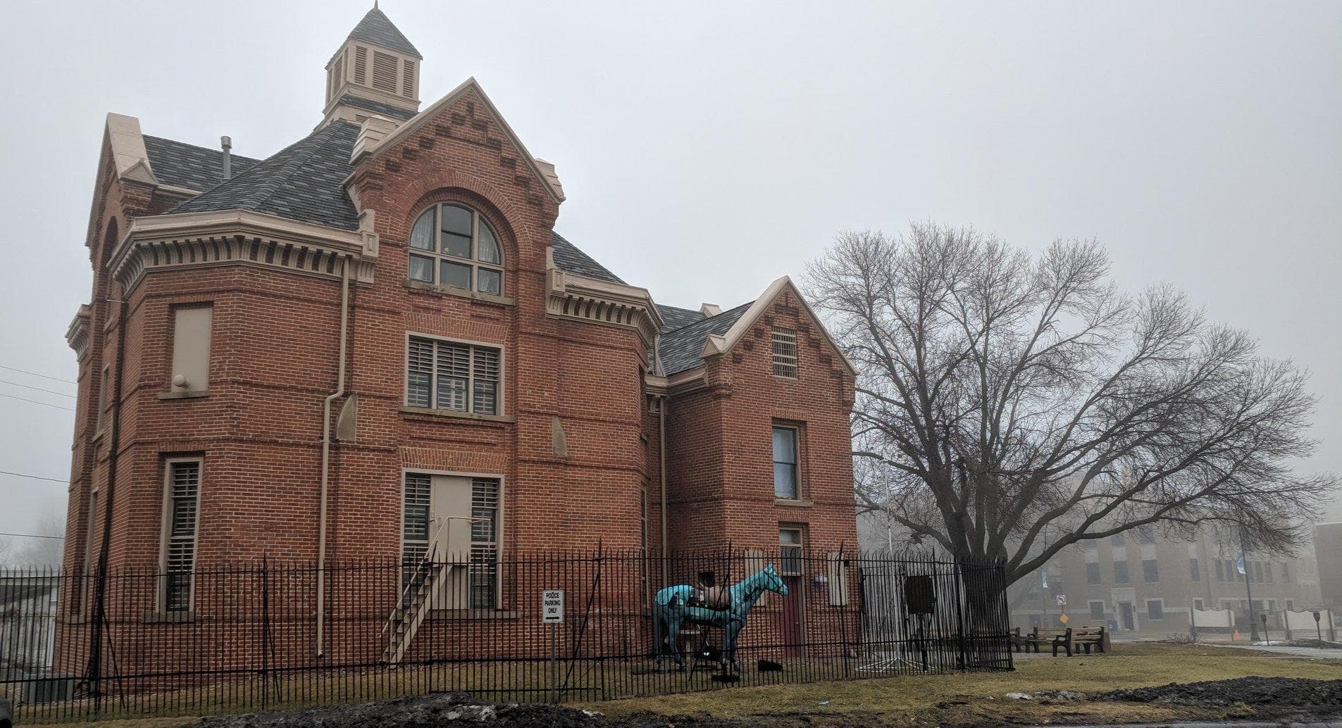 Historical Landmark & Guided Tour of Squirrel Cage Jail