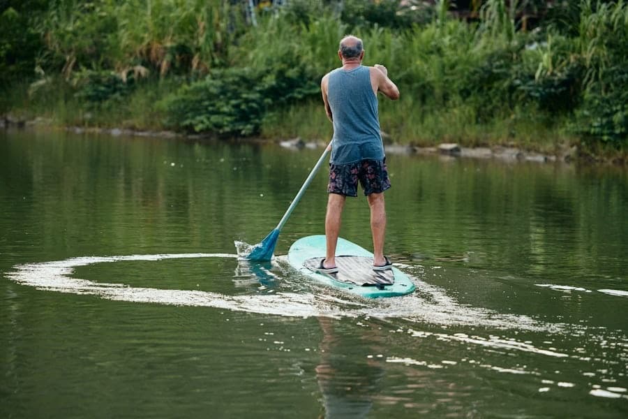 Explore Fontana Dam by Stand Up Paddleboard: Scenic SUP Rentals on Fontana Lake