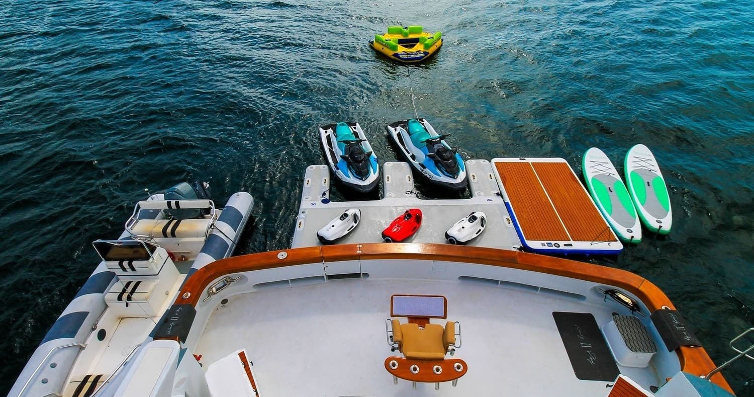Luxury Overnight Yacht Charters by Ready II Play in Fort Walton Beach