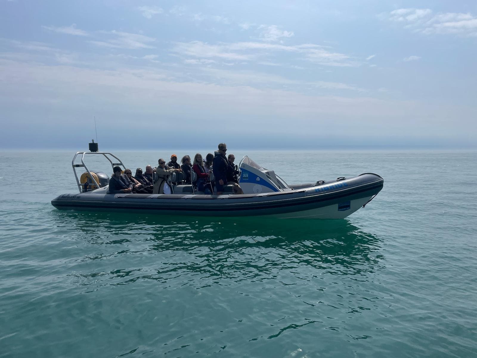 Sunset cruise to Fatboy Slim at Brighton Beach — live offshore experience photo 2