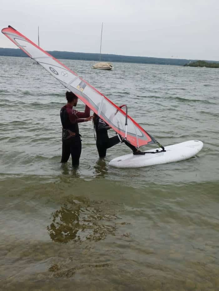 Windsurfen Gruppenkurs mit WikiWakiWu Surf & Sail am Ammersee