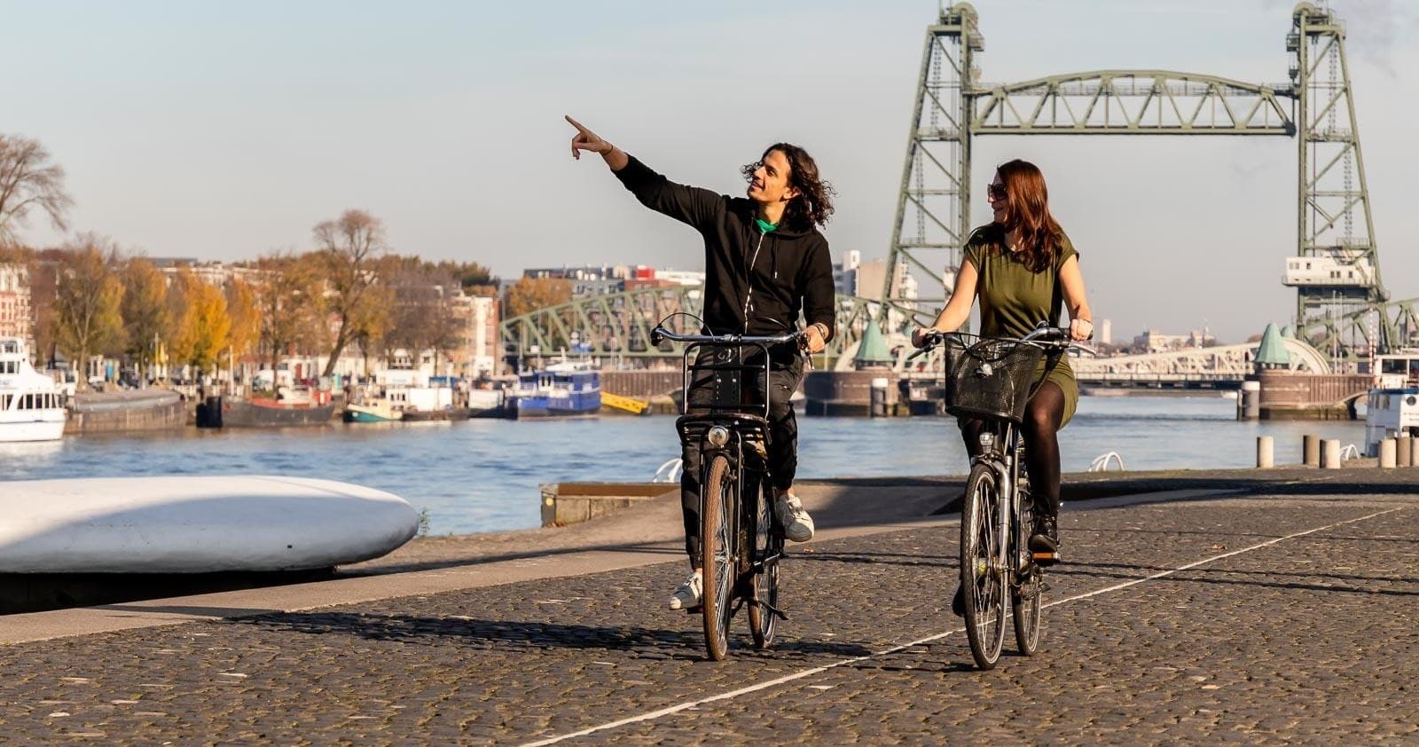 Explore Rotterdam’s Modern Architecture on a Guided Bike Tour