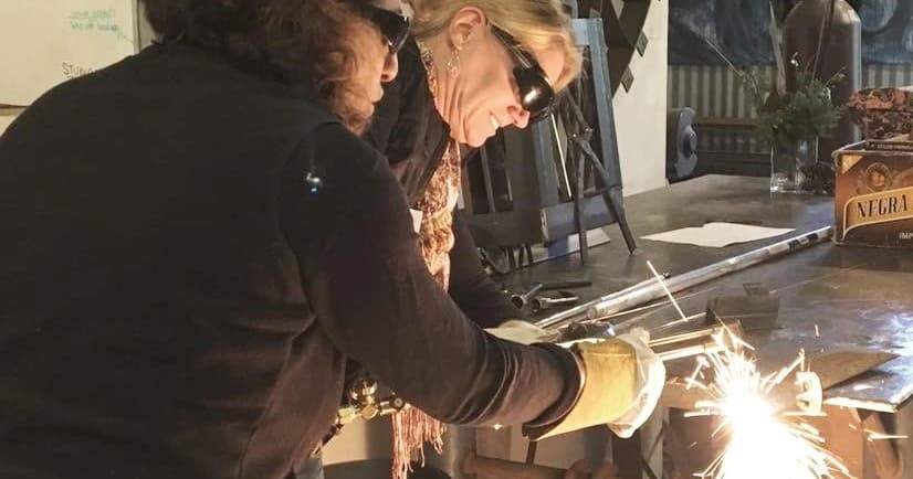 Creative Mentoring with Corrina Sephora in Virtual & In-Person Lessons