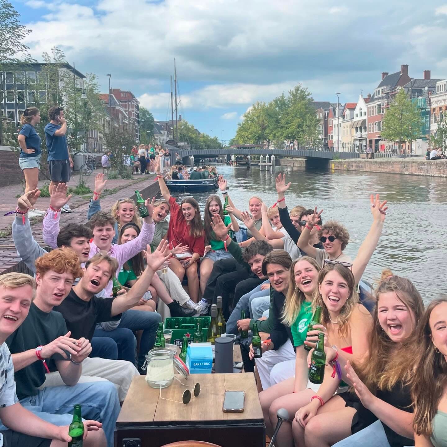 Private Canal Boat Tours with Boot Groningen B.V. photo 1