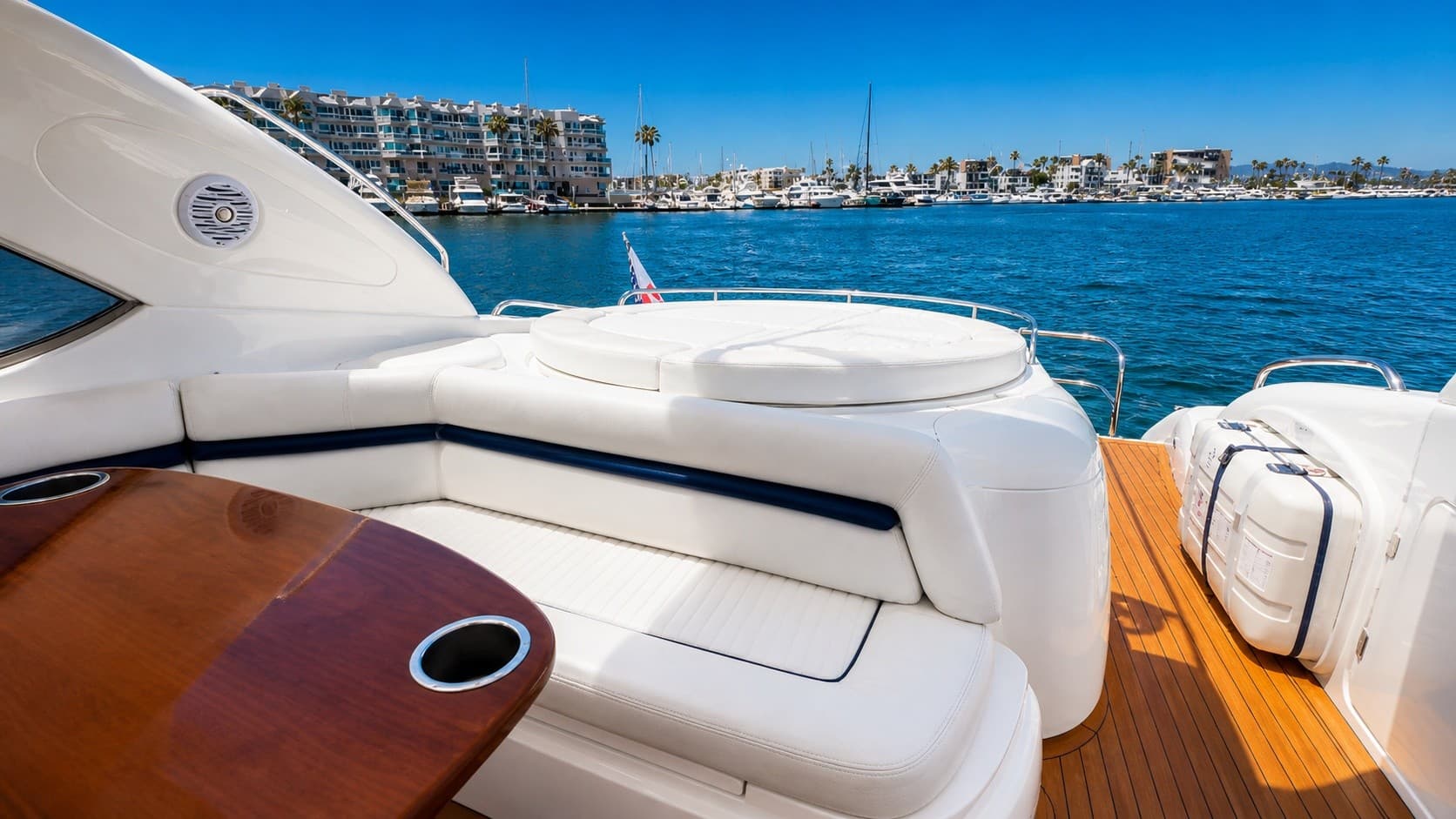 Luxury 6-Hour Sunseeker Yacht Charter in Marina del Rey photo 2