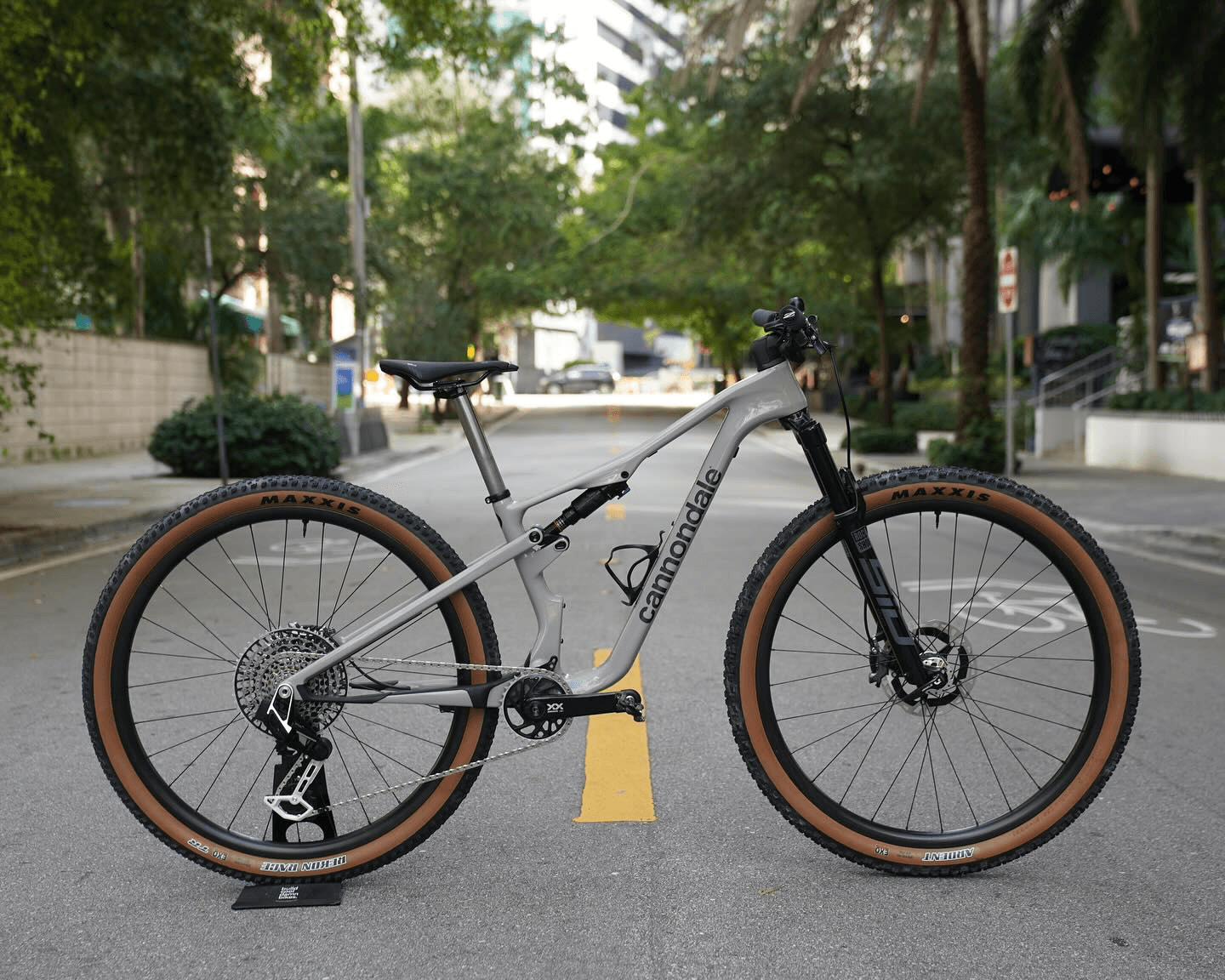 Master Miami Trails: 3-Day Cannondale Scalpel Full Suspension Mountain Bike Rental
