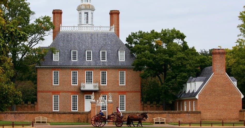 Full-Day Colonial Williamsburg Tour from Washington DC