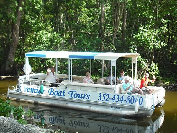 Private Boat Tours on Harris Chain of Lakes in Mount Dora