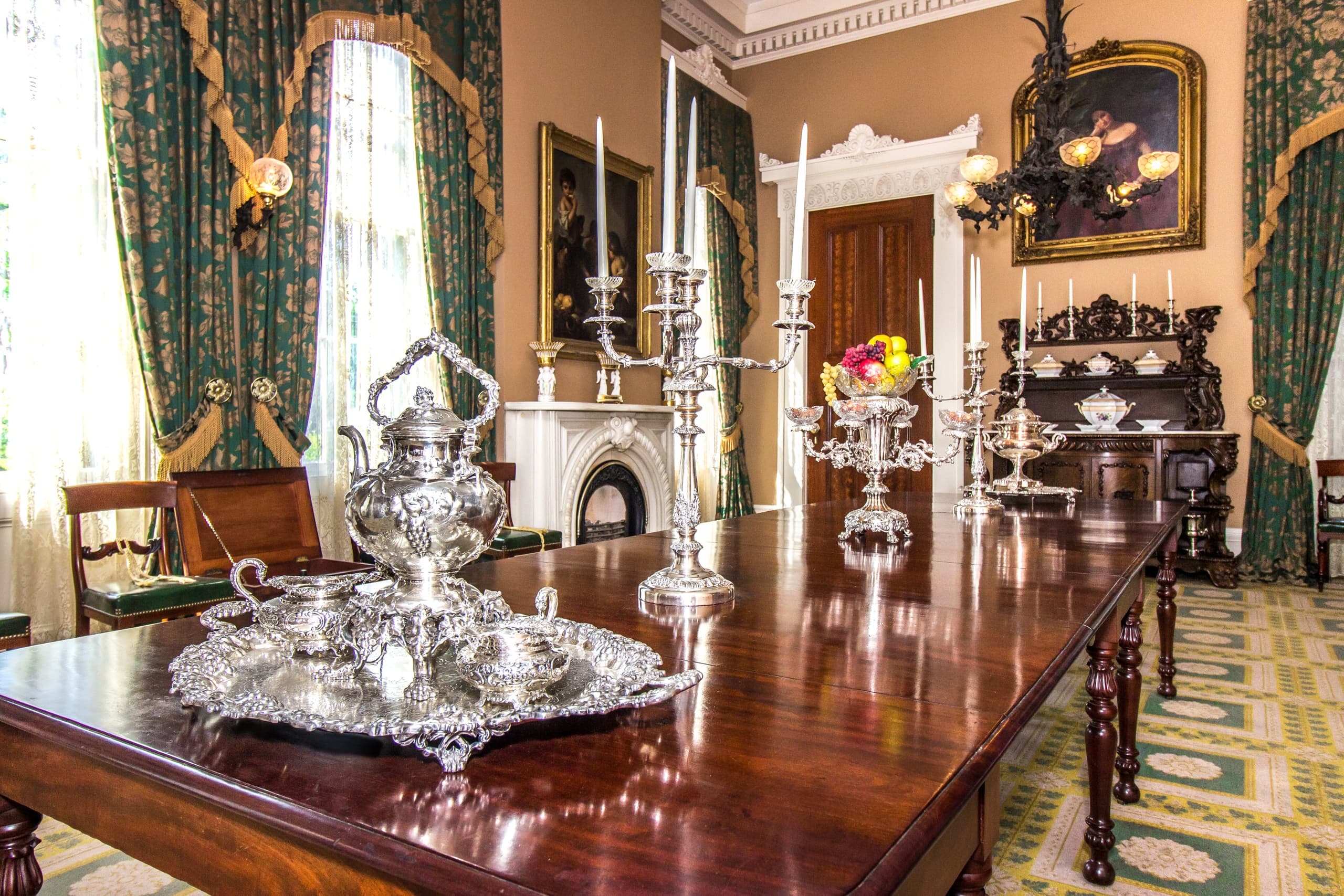 Porcelain and Pearls at Stanton Hall: Holly Holden’s Evening of Southern Elegance in Natchez photo 3