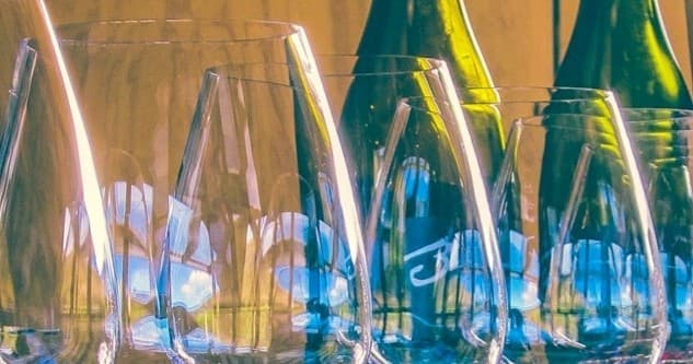 Happy Hour Downtown Erie Food Tour: 2-Hour Walk Through Local Eats & History