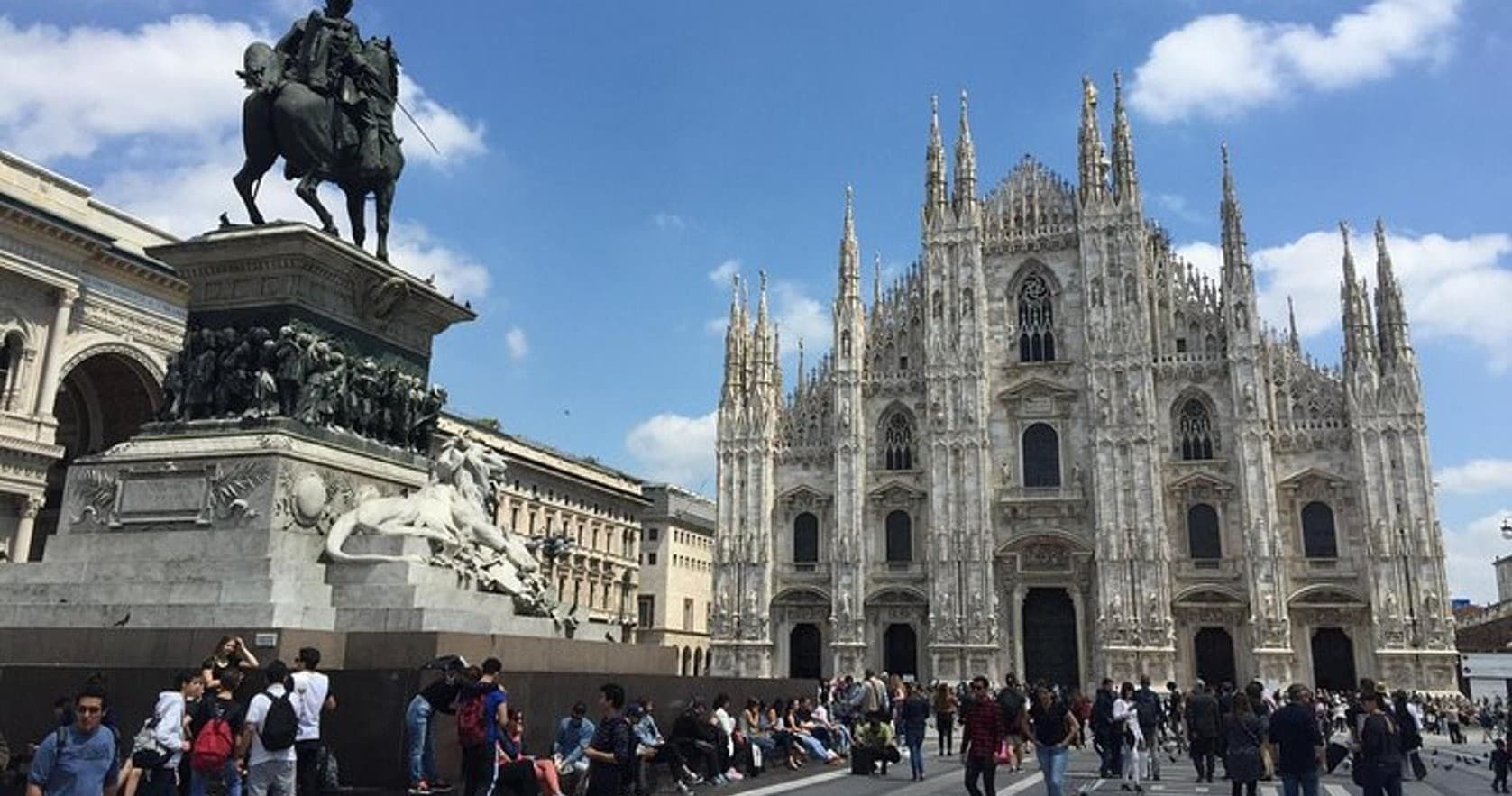 Guided Duomo di Milano Tour with Hidden Experiences