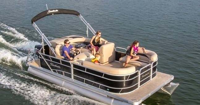 Hourly Sweetwater Pontoon Boat Rental in Traverse City