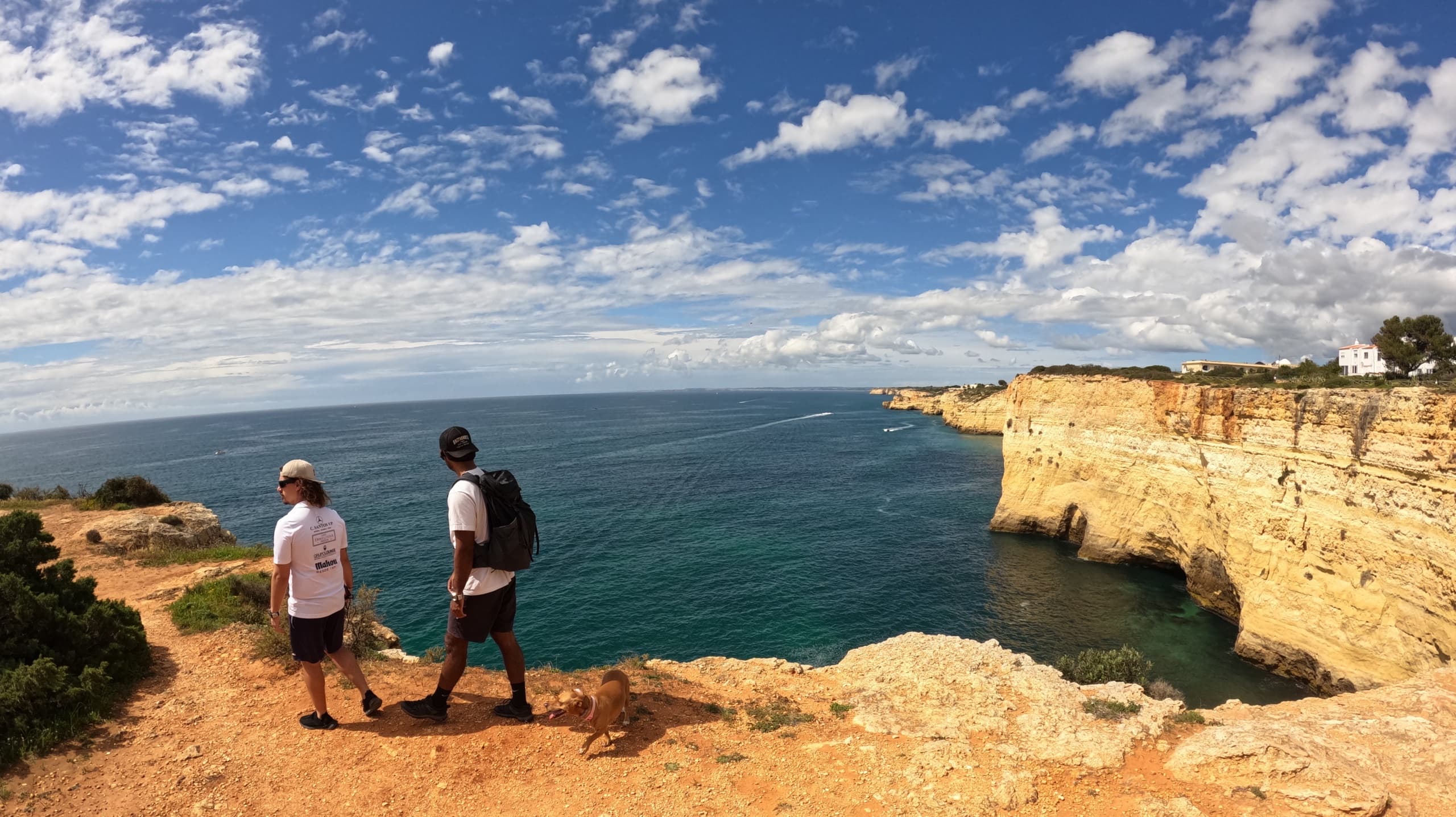 Seven Hanging Valleys Hike with BrotheRootz in Lagoa