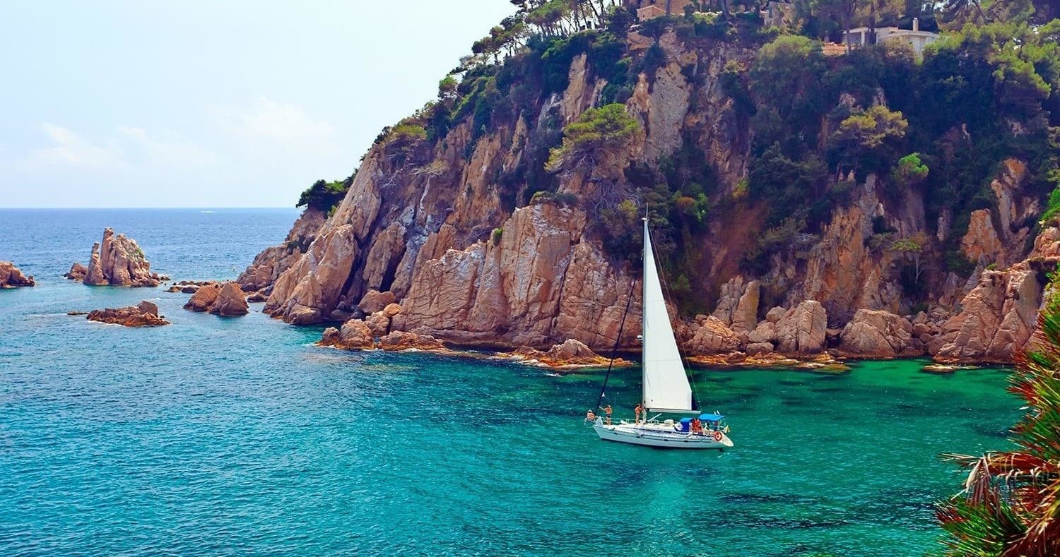 Coastal Hiking & Culture in Cadaqués, Costa Brava