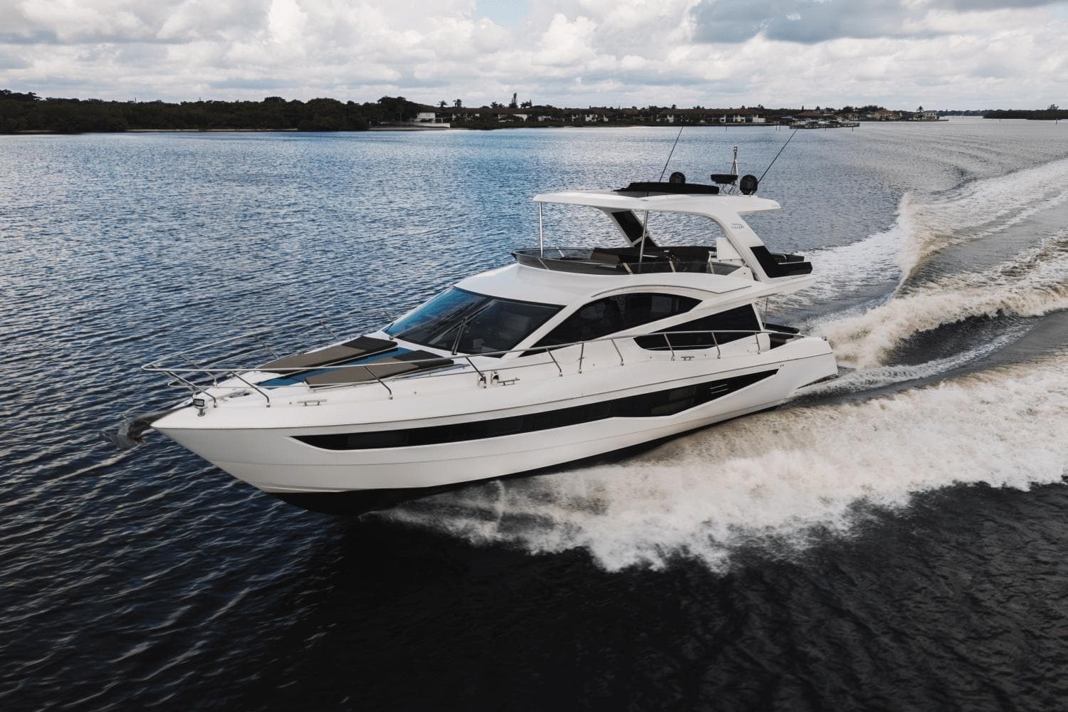 luxury-galeon-55-naples-marco-island-yacht-charter photo 4