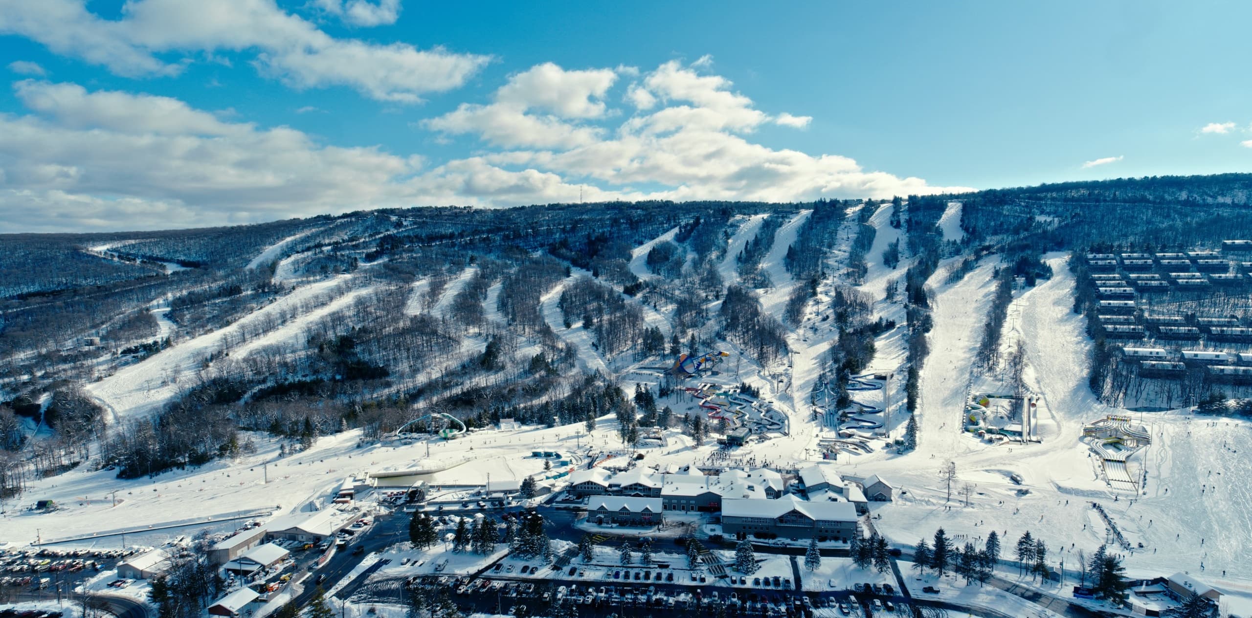 City Escape to Camelback: Full-Day Ski Trip from New York