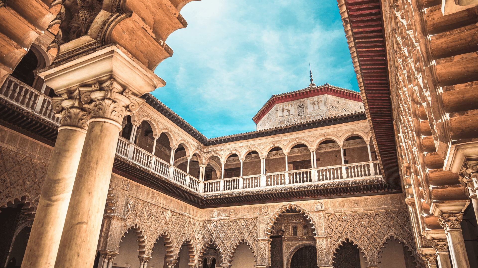 Catedral, Giralda & Real Alcázar Tour with Andalsur Excursiones