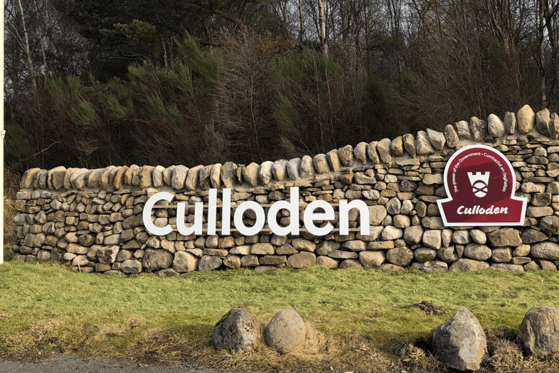 Explore Scotland’s Highlands: Half-Day Guided Tour of Inverness, Culloden, Clava, and Historic Castles