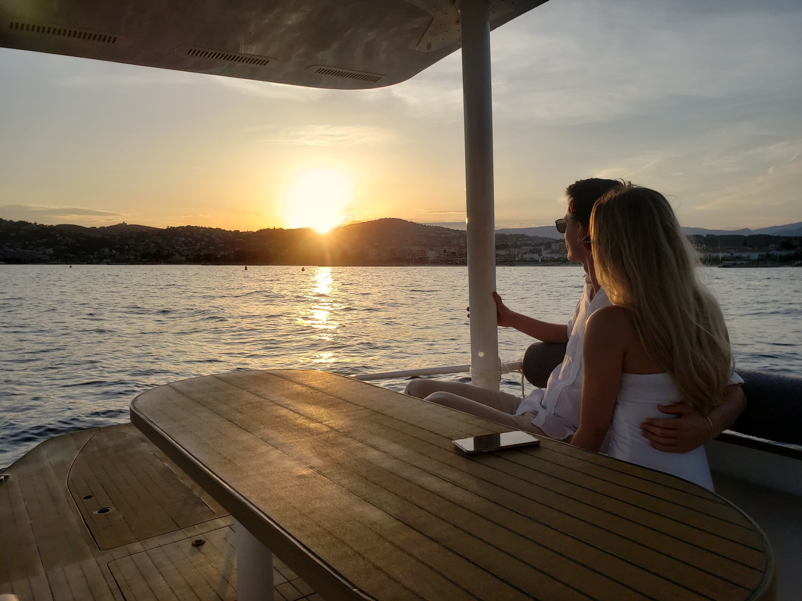 Private Solar Catamaran Hour on the Côte d'Azur — Couple Romantique