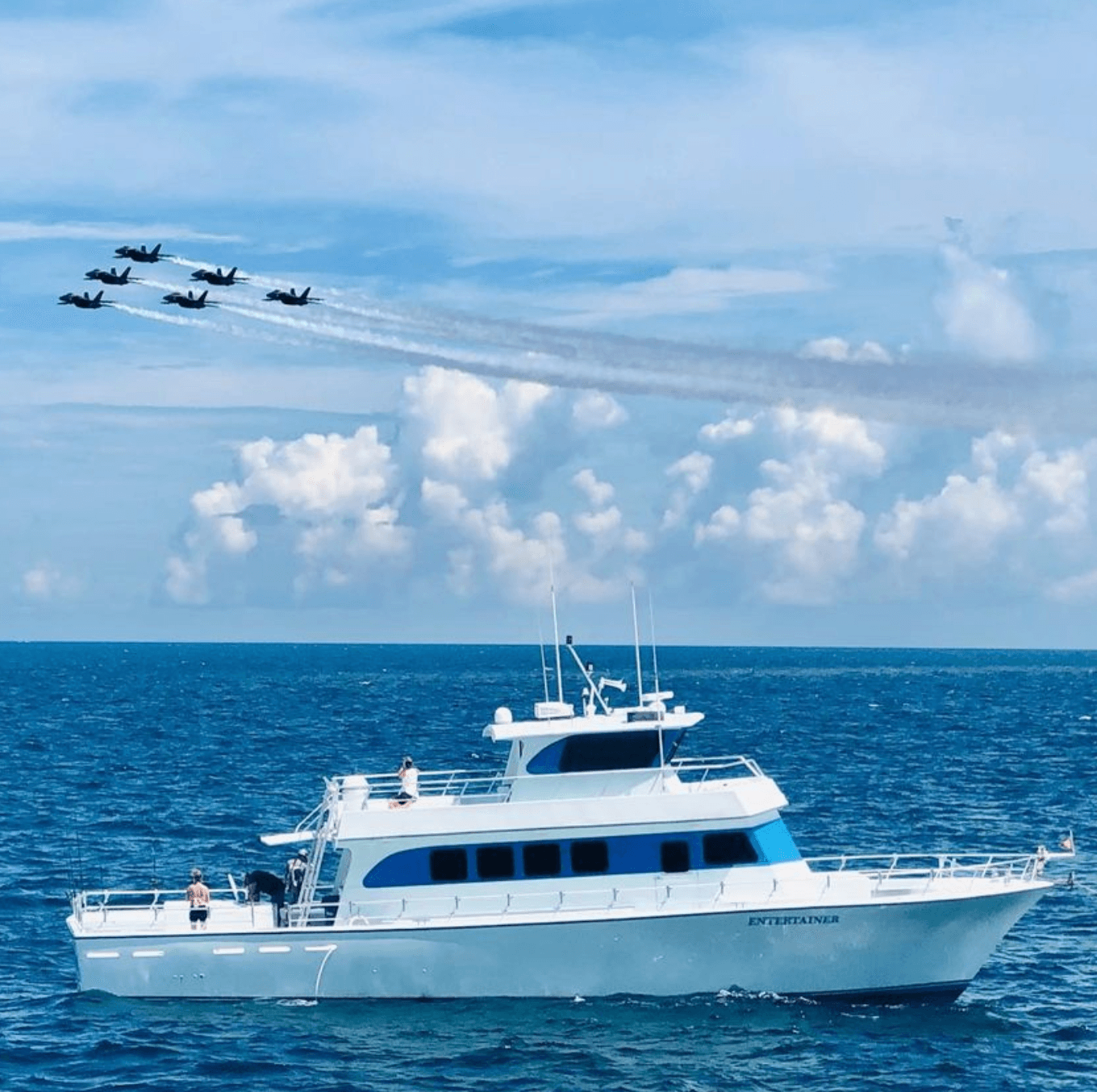Water Activities: Blue Angels Air Show Cruise with Entertainer Charters