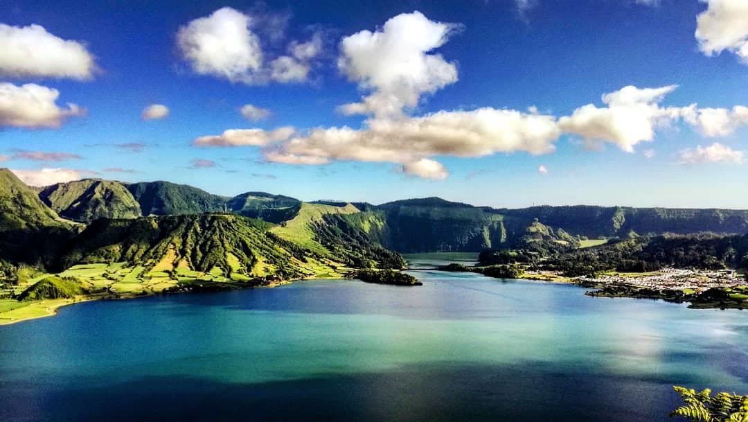 Panoramic coastal lake and volcanic islands for scenic tours