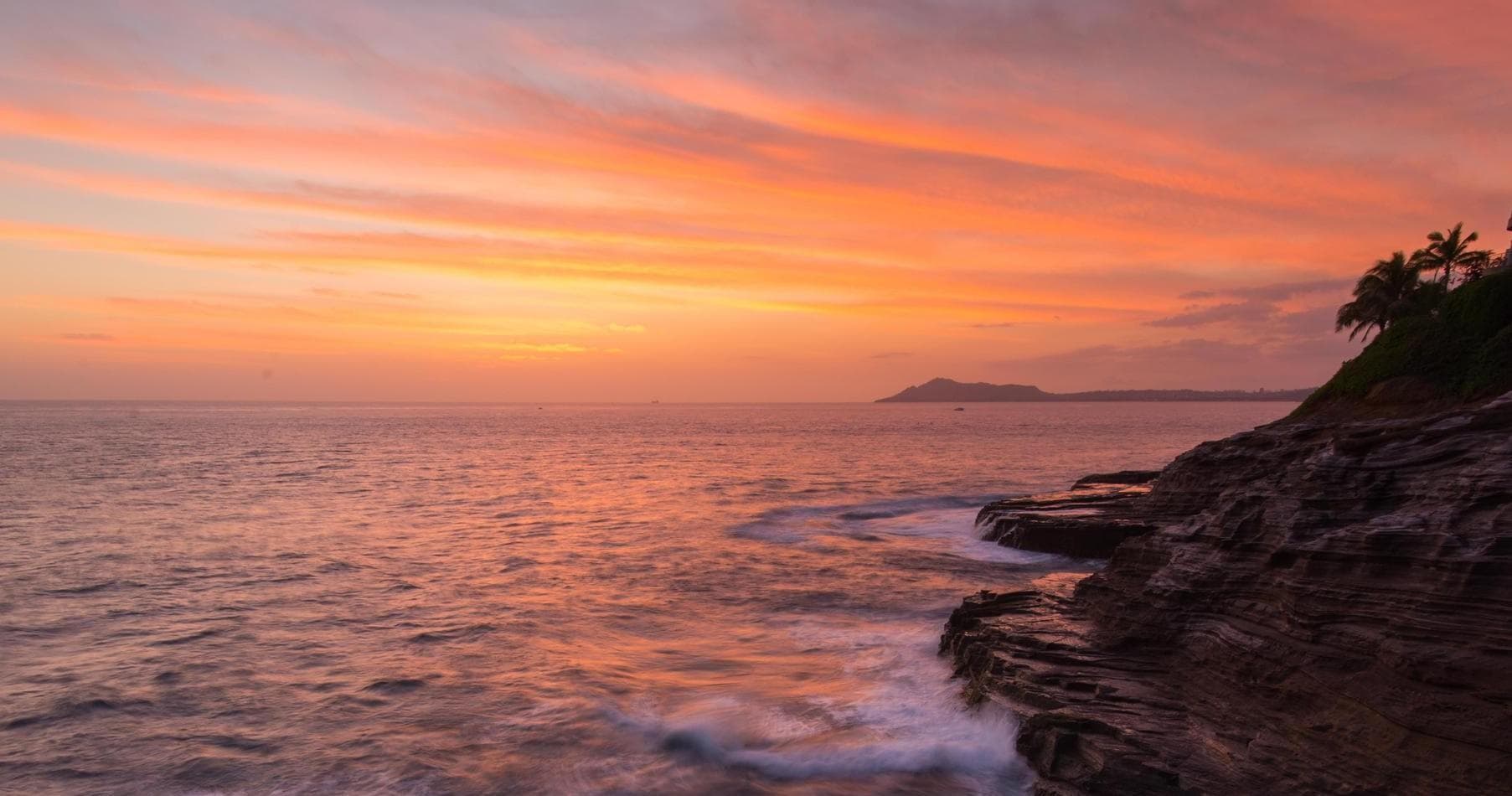 Sea-Cliff Hiking & Sunset Tour in Honolulu, Hawaii