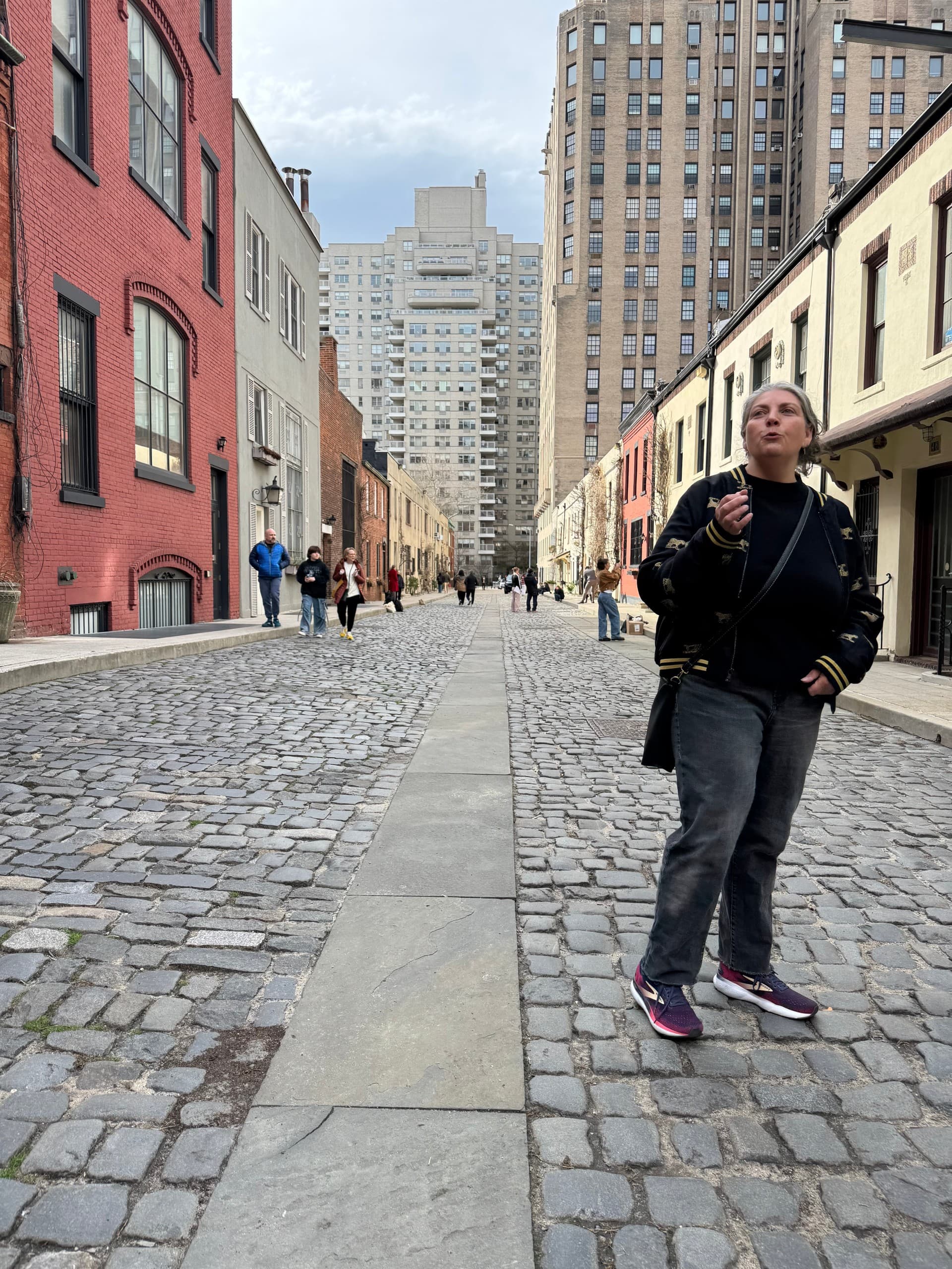 History Happy Hour: Greenwich Village Walking Tour With Drinks and Stories photo 2