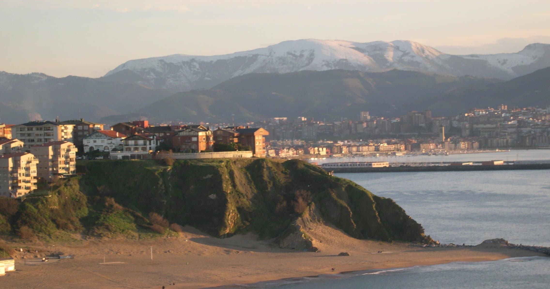 Water Activities with El Bote Tours in Bilbao